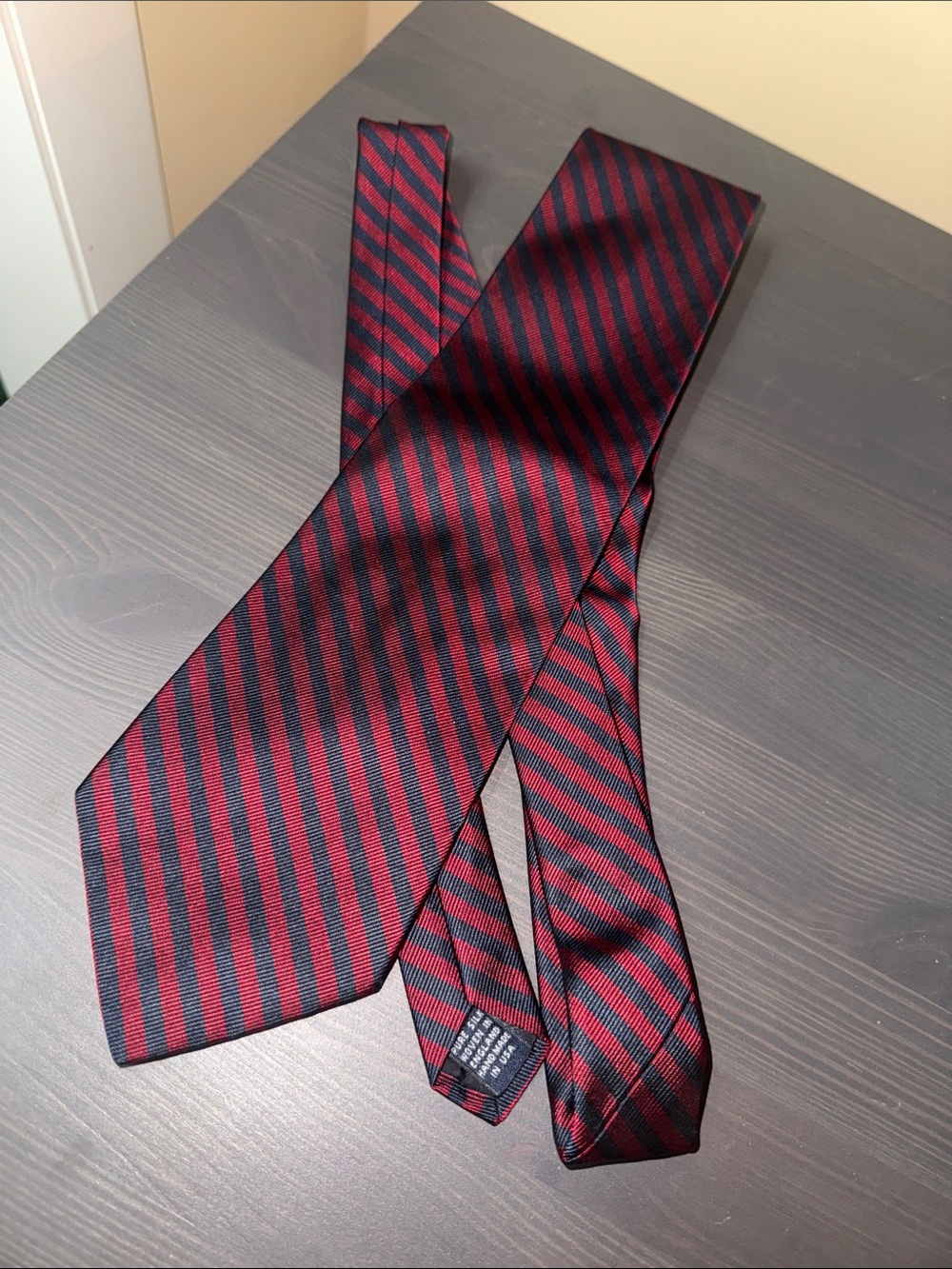 Brooks brothers makers red/ navy striped men’s neck tie silk
